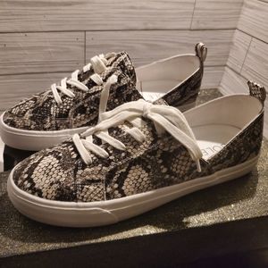 Sole Society Snake print Sneakers